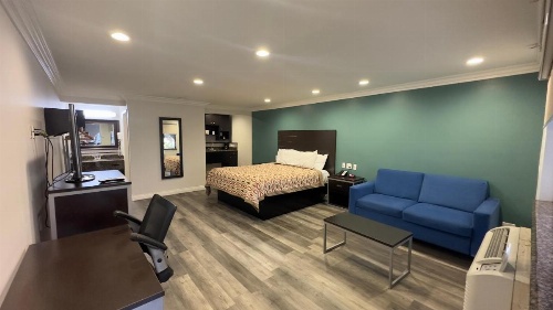 Garden Inn and Suites Glendora image 16