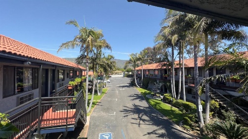 Garden Inn and Suites Glendora image 7